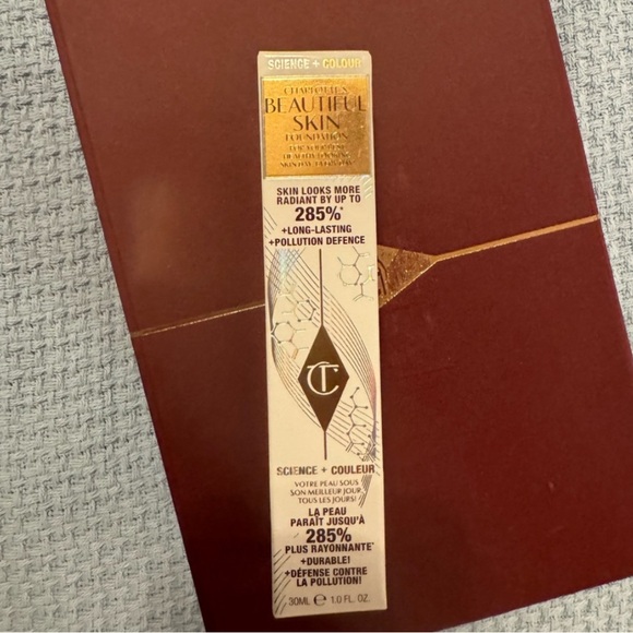 NWT Charlotte Tilbury BEAUTIFUL SKIN FOUNDATION - 2 NEUTRAL - Picture 5 of 5